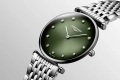 la-grande-classique-de-longines-l4-512-4-92-6-detailed-view-3000x2000-101-1686569059.jpg.webp
