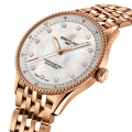 r77320e61a1r1-navitimer-32-three-quarter.png