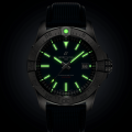 a17328101c1x1-avenger-automatic-42-lumes.png