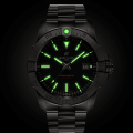 a17328101b1a1-avenger-automatic-42-lumes.png