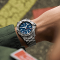 a32320101c1a1-avenger-automatic-gmt-44-on-wrist.png