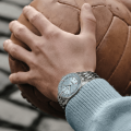 a17329171c1a1-navitimer-automatic-41-on-wrist.png