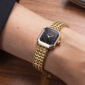 17436BP49_porte_montre_herbelin_femme_plaque_or_jaune_bracelet_milanais_cadran_nacre.webp