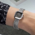 17436B49_porte_montre_herbelin_bracelet_acier_femme_elegante_cadran_nacre_noire.webp